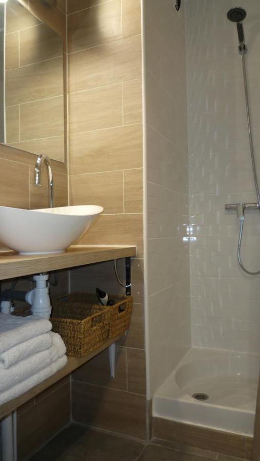 AppartementFrontDeMerSaintRaphaelSantaLucia Extérieur photo